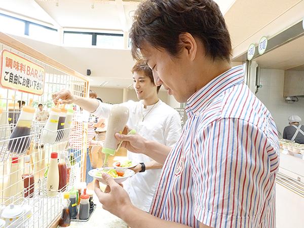 劇団四季 Pa Twitter 今回 シチュー を食べるのは 人間になりたがった猫 全国公演キャストより ライオネル役 分部惇平 北村 優と ジリアン役 五所真理子 松元恵美 まずはサラダのドレッシング選びから アルプごはん Http T Co Tlkwwvvqrh 劇団四季 Pa Twitter 今回 シチュー を食べるのは 人間になりたがった猫 全国公演キャストより ライオネル役 分部惇平 北村 優と ジリアン役 五所真理子 松元恵美 まずはサラダのドレッシング選びから アルプごはん Http T Co Tlkwwvvqrh