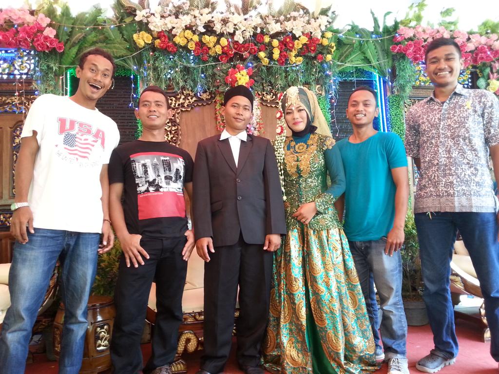 Benyo &amp; Eka lestari