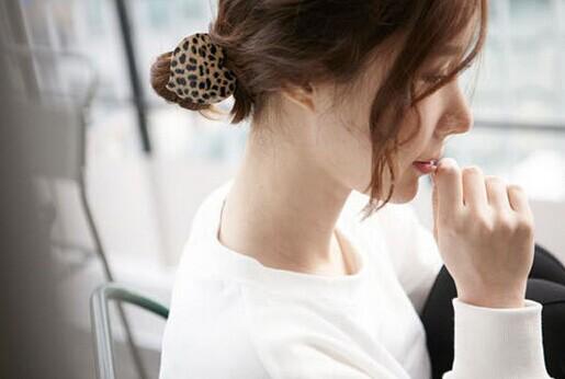 ToponeChoice's tweet image. Leopard Acrylic Heart Ponytail Holders Elastic Hair Ties

ow.ly/Qjk5x