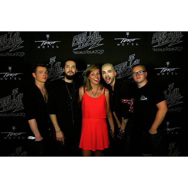 CLNs6CiVAAAPuU6.jpg (600×600)