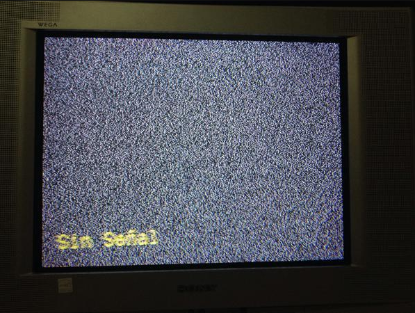 Guatevision_tv's tweet photo. Bloquean la señal de #Guatevision y CNN en Petén http://t.co/TO6kBy8ODf http://t.co/0r7nd4iw5i