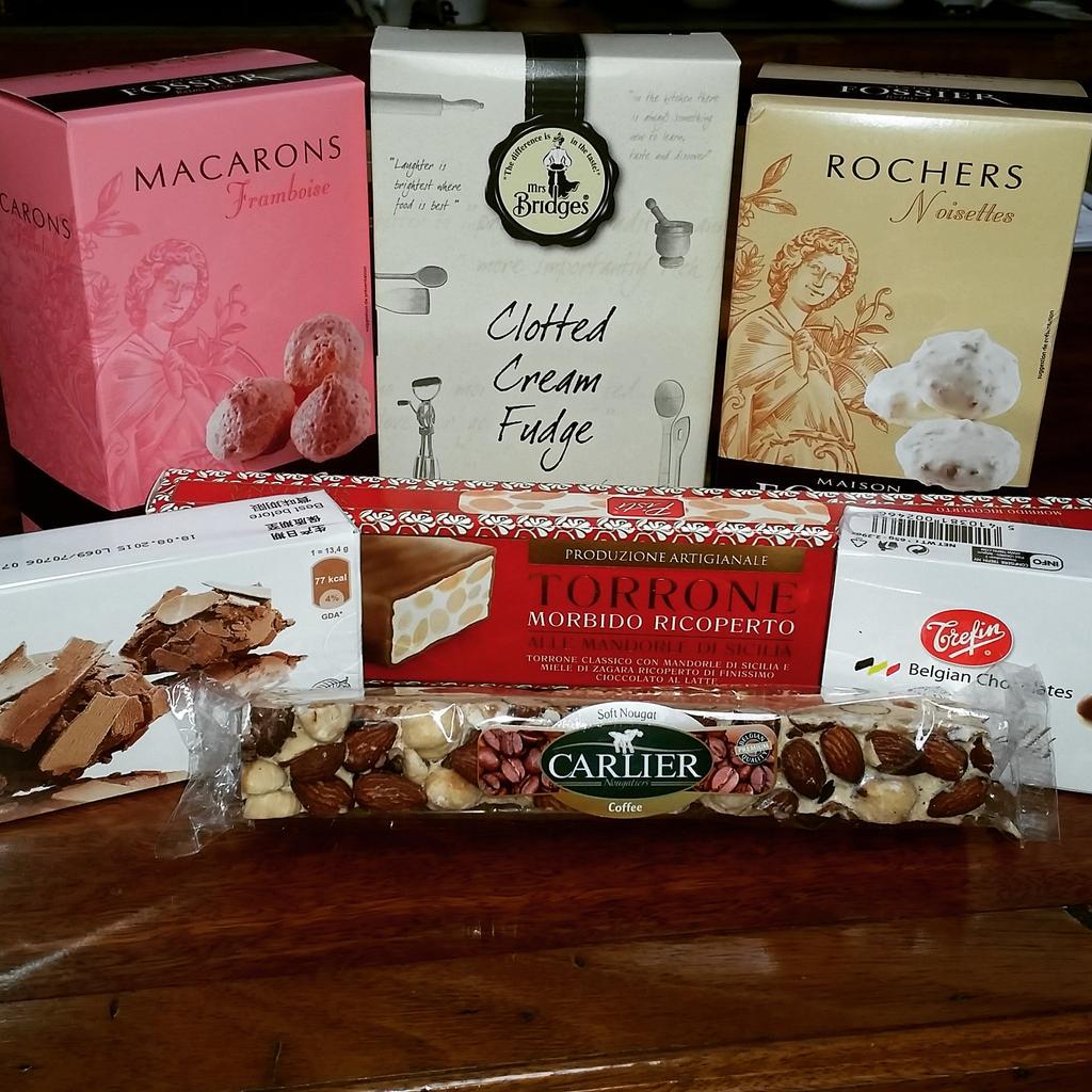 Warehouse_Wine's tweet photo. #treats#chocolate #nougat #macarons #clottedcreamfudge  #getinmybelly #tryingtobegood #foodie #thewinewarehousenundah http://t.co/oTH04rFWzO