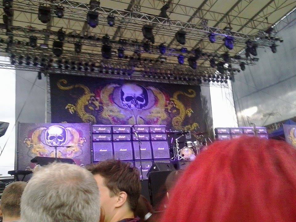 VaradiMartin's tweet photo. #mégmindigfezen2015 #zúzás http://t.co/vAJyR4n9X5