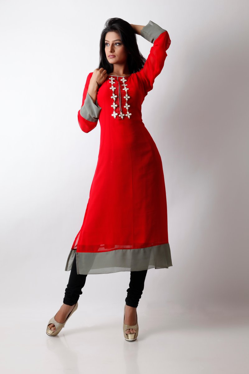 Chhabra555's tweet photo. Be redilicious with these red coutures from @Chhabra555 http://t.co/BxaKjh6WzX