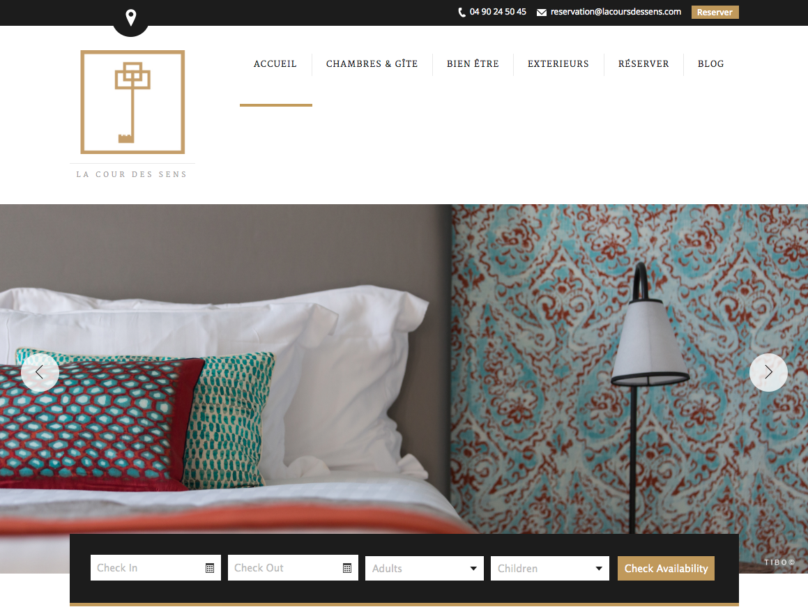 lacourdessens's tweet photo. Vous pouvez réserver via notre site : http://t.co/xVwkrSuuhV #maisondhôtes #paypal #booking #luberon http://t.co/kx47V5a7wR