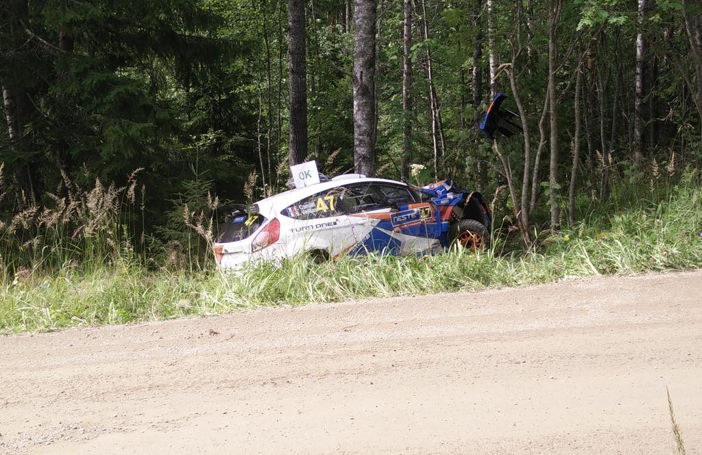 Rally Finlandia 2015 - Página 2 CLO6ogfXAAA2qRQ