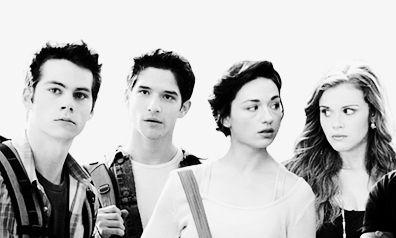 WHICHONEx's tweet photo. Which pack?
RT ═ Scott&amp;Stiles&amp;Lydia&amp;Allison.
FAV ═ Derek&amp;Isaac&amp;Erica&amp;Boyd. http://t.co/YVfXuMt6pb