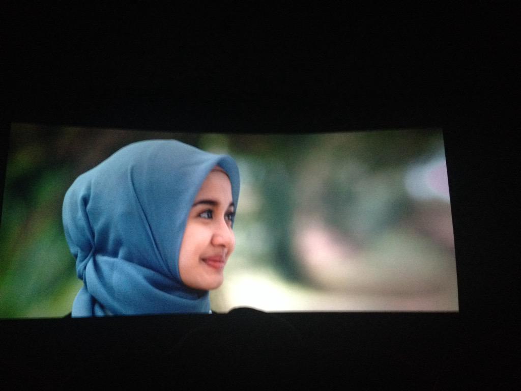 Filmnya keren kak,bikin terharu😂 <a href="/bellaudya829/">laudya cynthia bella</a>