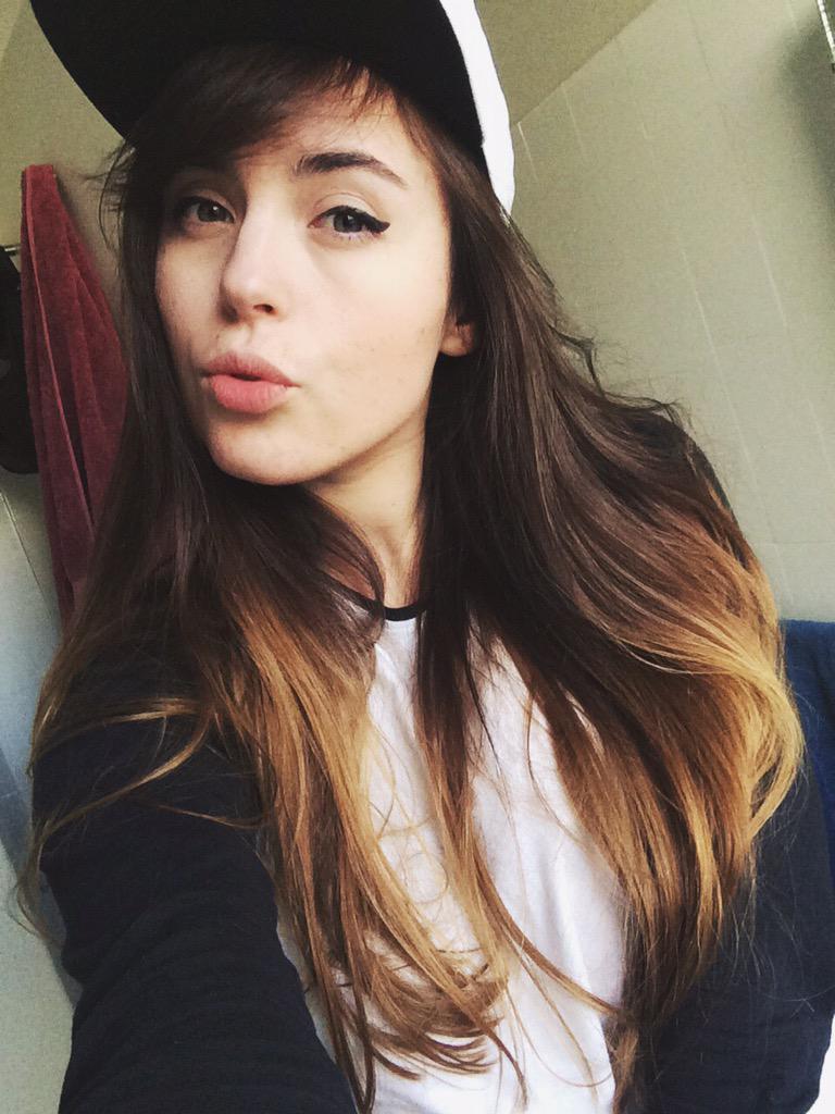 heyimbee on Twitter "cranky face and a hat!!!!! http//t.co/CtOLEVe9xU"