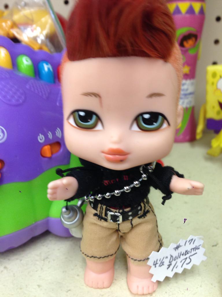 thisisntbree's tweet photo. @MikeyKn0x I think I found a babydoll Mikey today! http://t.co/BbBzluzZBy