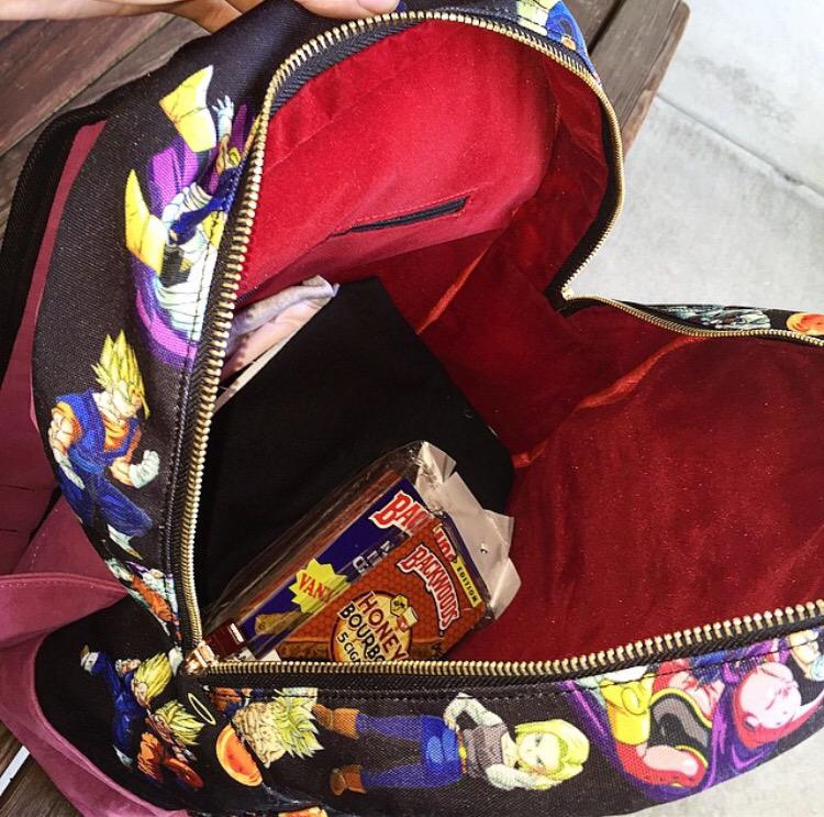 GnarlyToons's tweet image. RT and follow us to win a SS Super Deluxe backpack with suede outside and red velvet inside.  (1,000 RT's for a win)