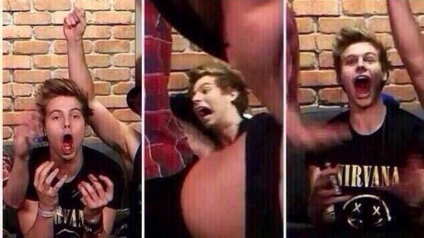 Jai5SOS's tweet photo. "New song #DragMeDown" 

Everyone: http://t.co/PD7a8DdAhu