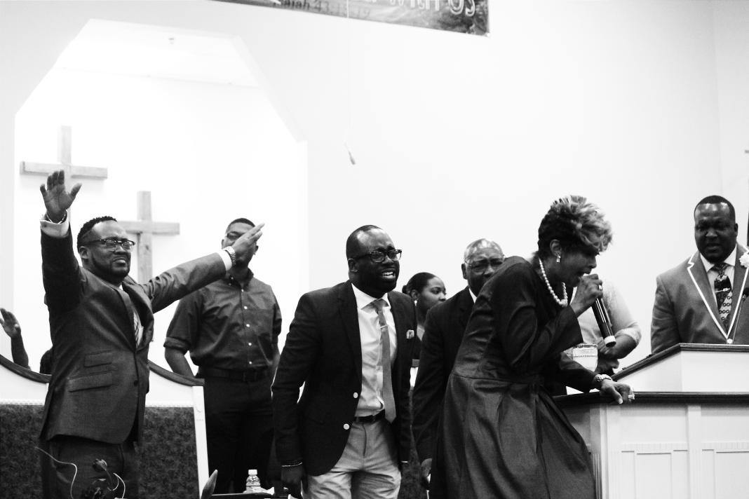 MrDavidMahone's tweet photo. Dr. Dorinda Clark-Cole.
#HDCF #kre8visions http://t.co/QPqQ15W1Pr