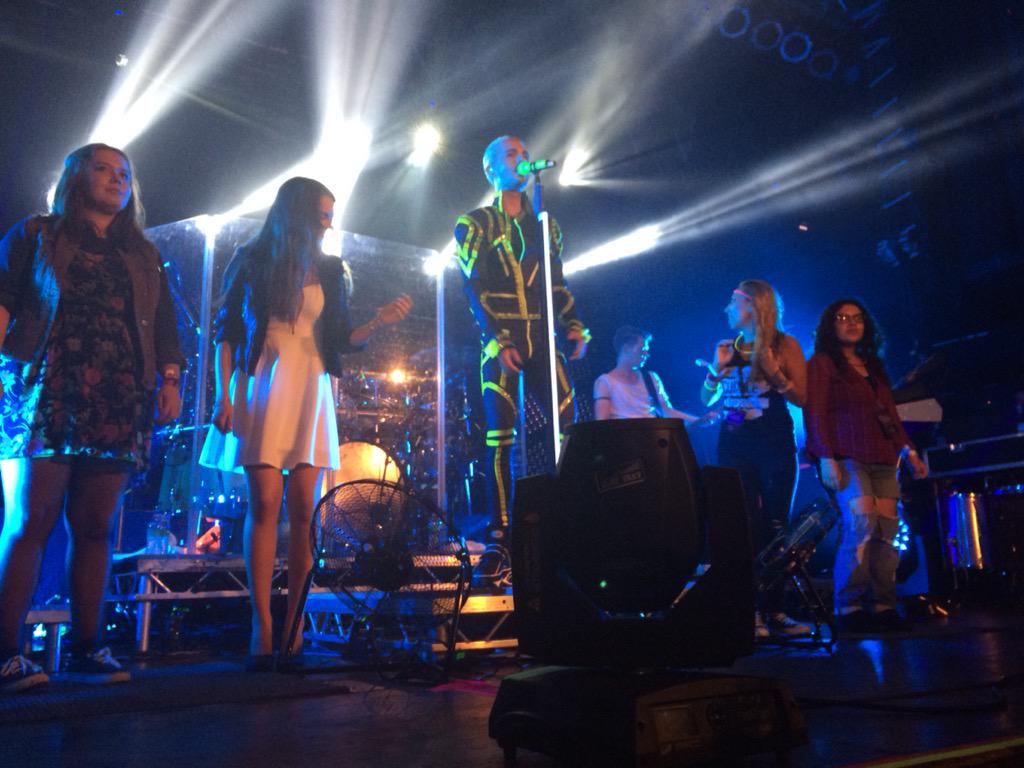 CLOYxyEUYAARNp9.jpg (600×450)