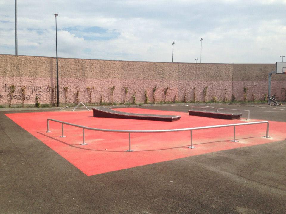 ScProgetti's tweet photo. Skate Park Rivalta
#skatepark #pastapark #mooveramps #scprogetti #rivalta #scrivilosuimuri http://t.co/jlVEwYrLtM