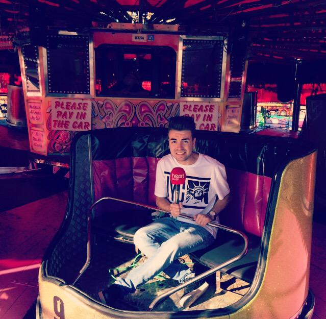 heartsouthwest's tweet image. Producerboy Josh is standing by (and terrified) at the @FunfairRowlands in Teignmouth to bring us the weather news!