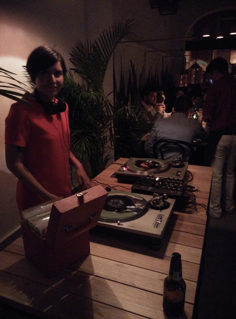 hipshakers's tweet photo. #elisselocomotion en #cancinoroma #hipshakers http://t.co/PwMfzKSSZj