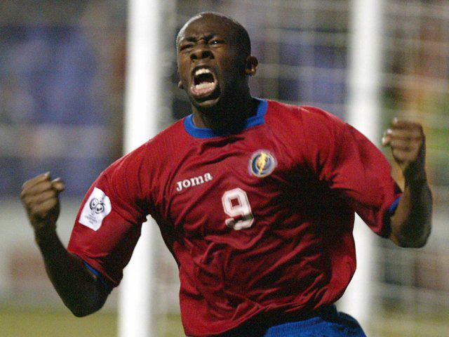 Happy Birthday..  Paulo WANCHOPE
31 Juli 1976 