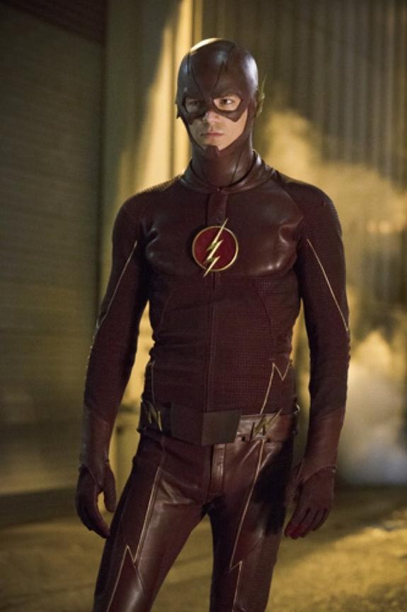 энергетик флеш ультра энерджи. флеш лицо. циско рамон на земле 2. костюм флеша cw. Flash коричневый.