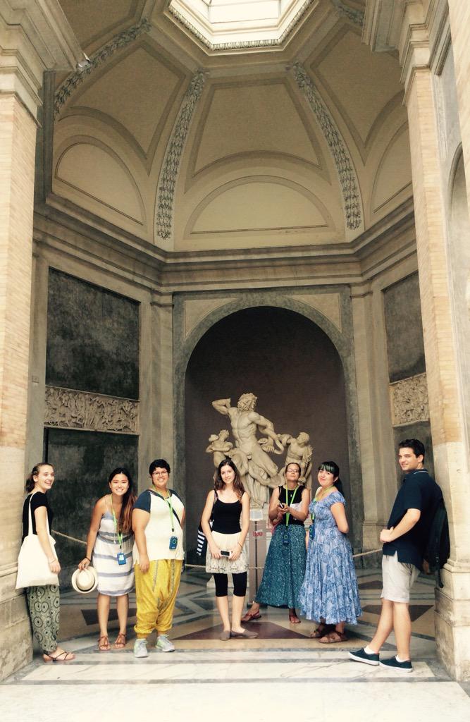 LindaAnnNolan's tweet photo. Teaching #Renaissance in #Rome blissfully empty galleries #museivaticani hour before closing #Laokoon #besttimetogo http://t.co/BQq6s9LTY2