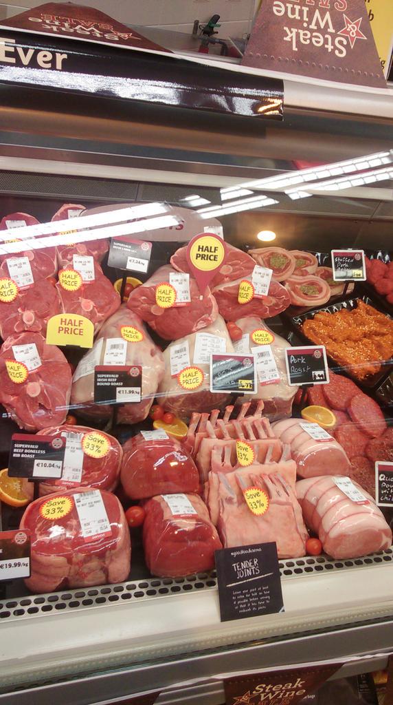 SvCorballyFresh's tweet photo. Perfect for Bank Holiday Sunday Roast We've got HALF PRICE Legs of Irish Lamb this weekend at €7.24/kg http://t.co/wCPR3q52Fh