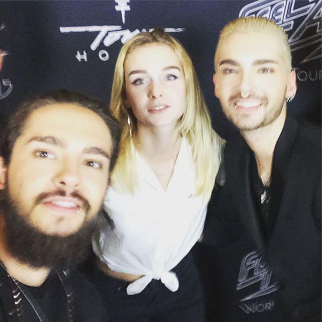 CLOwCL6WwAA55Mp.jpg (600×600)