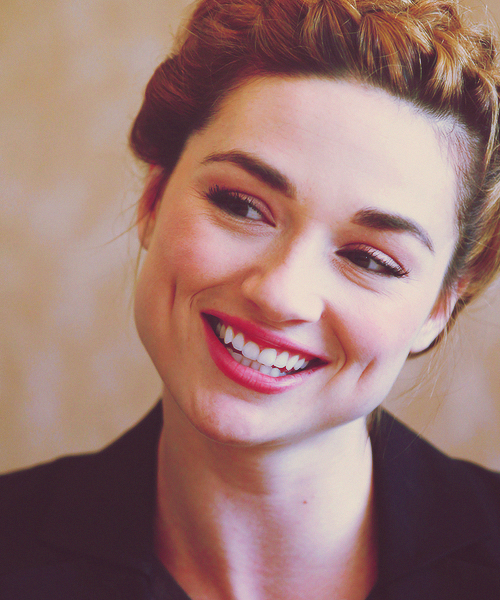 WHICHONEx's tweet photo. Angel.. Please come back..
Allison Argent; http://t.co/dk6B1jFcby