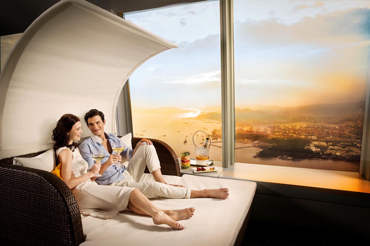 Sunset lounge @ritzcarlton #HongKong