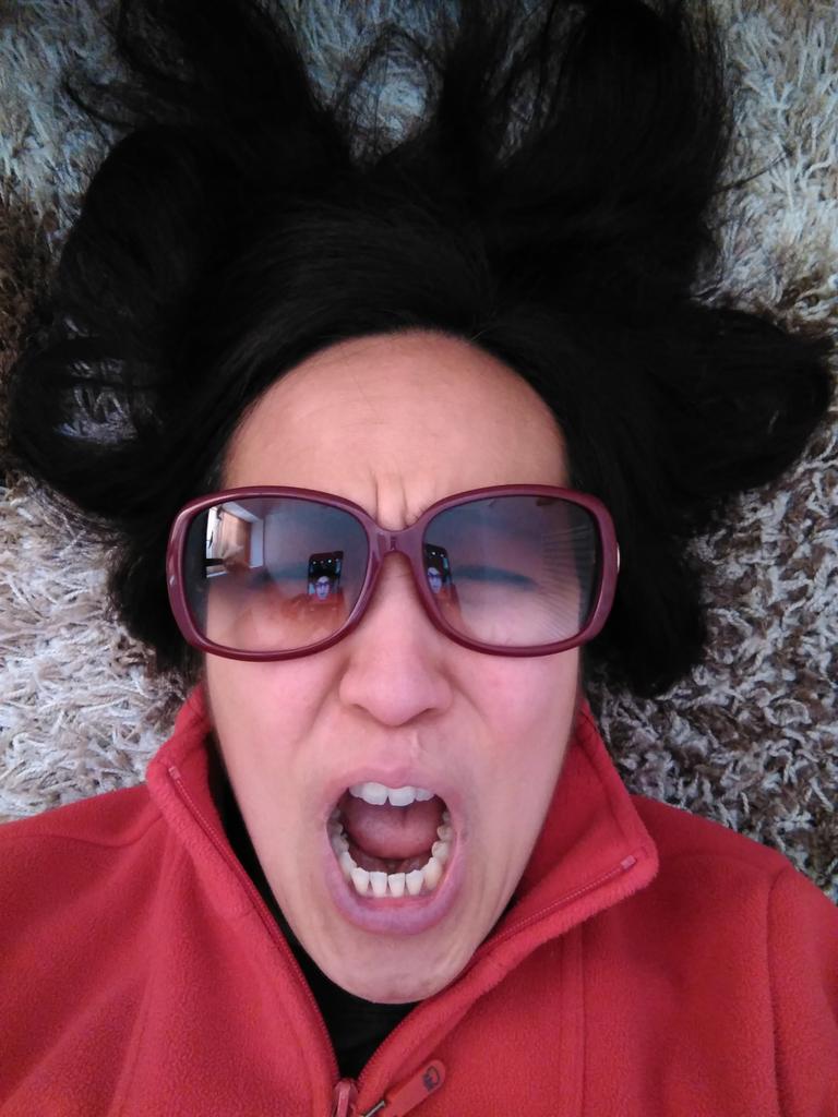 ASheradelia's tweet photo. @DoctorNomo
No mobile signal
Seems I've gotten myself in a pickle
Need to get on the case
&amp; Get rid of my #Nomoface! http://t.co/3uwMtGmTIn