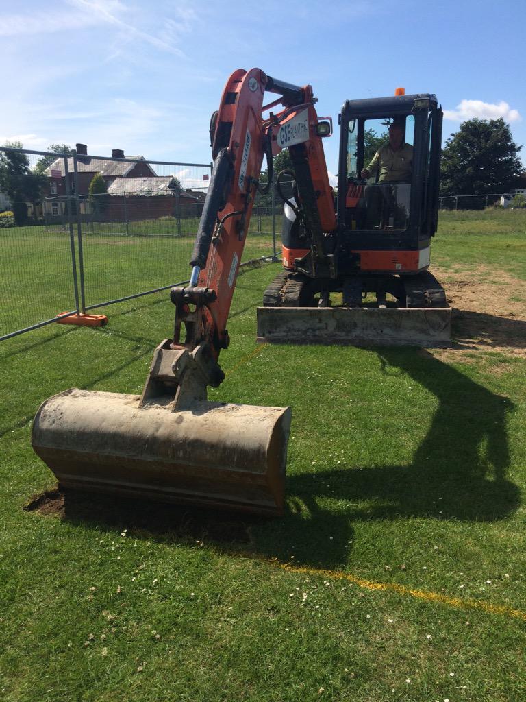 LymingeDig's tweet photo. It begins! Breaking ground for our 'bonus' shorter 2015 season. #lymingedig #anglosaxon http://t.co/NNY4rQdXQ7