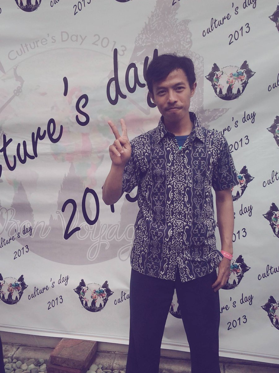 mokakuupi's tweet photo. Ketua Bidang Operasional: Lukman Nul Hakim (2012), P. Kimia (Mungil gitu akangnya, suka senyum sendiri hahaha) http://t.co/PdOuLfN4Yp