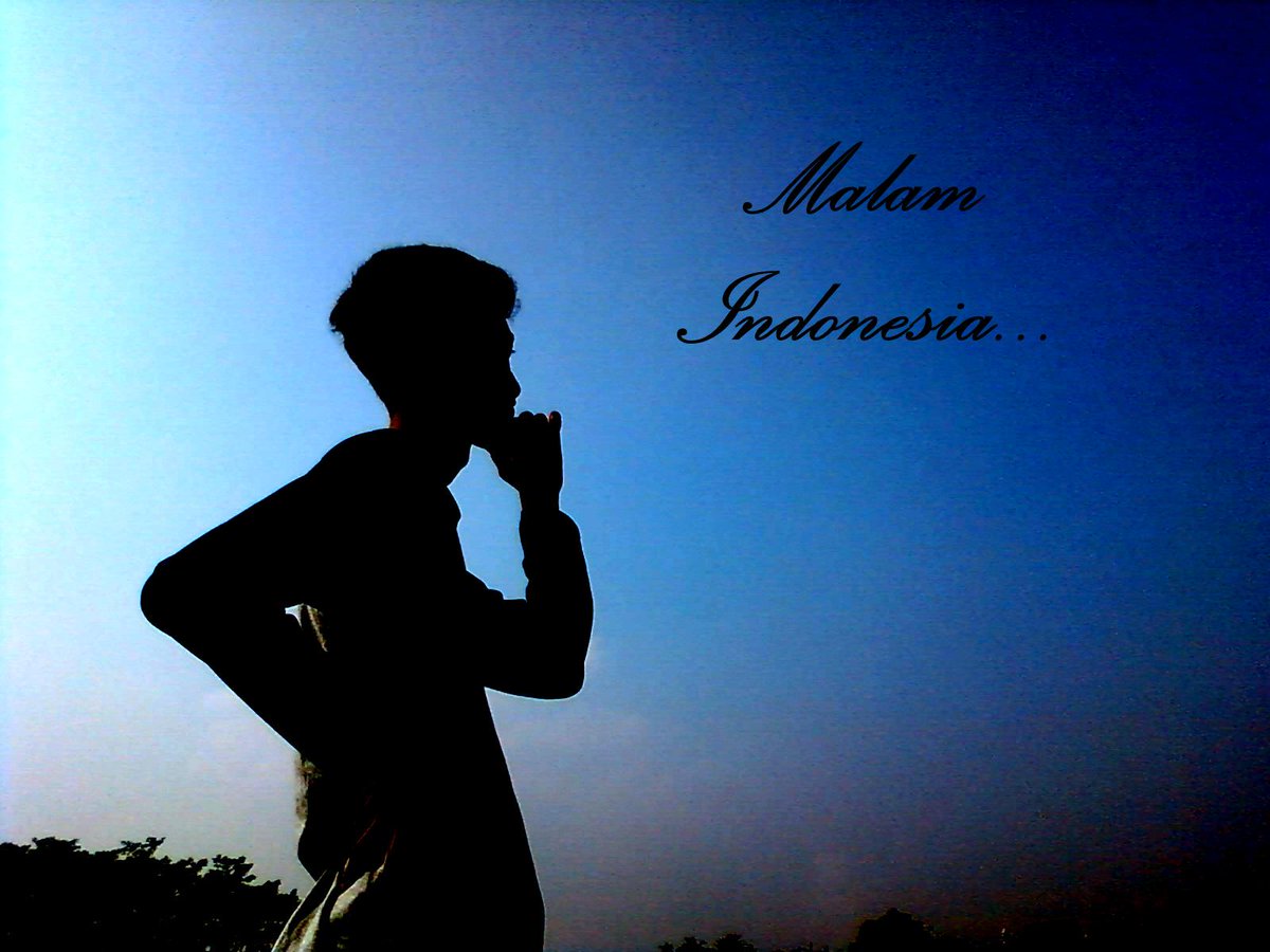 CumiwPinokio's tweet photo. #MALAM_INDONESIA http://t.co/lUY3nu8Do1