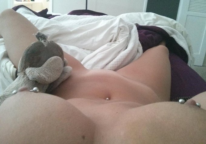 Good morning twitter! :-) I want to give you a #happyfriday #morningwood  Have a fantastic day! http://t<a href="/tag/happyfriday"class="tags"><span>#happyfriday</span></a><a href="/tag/morningwood"class="tags"><span>#morningwood</span></a>