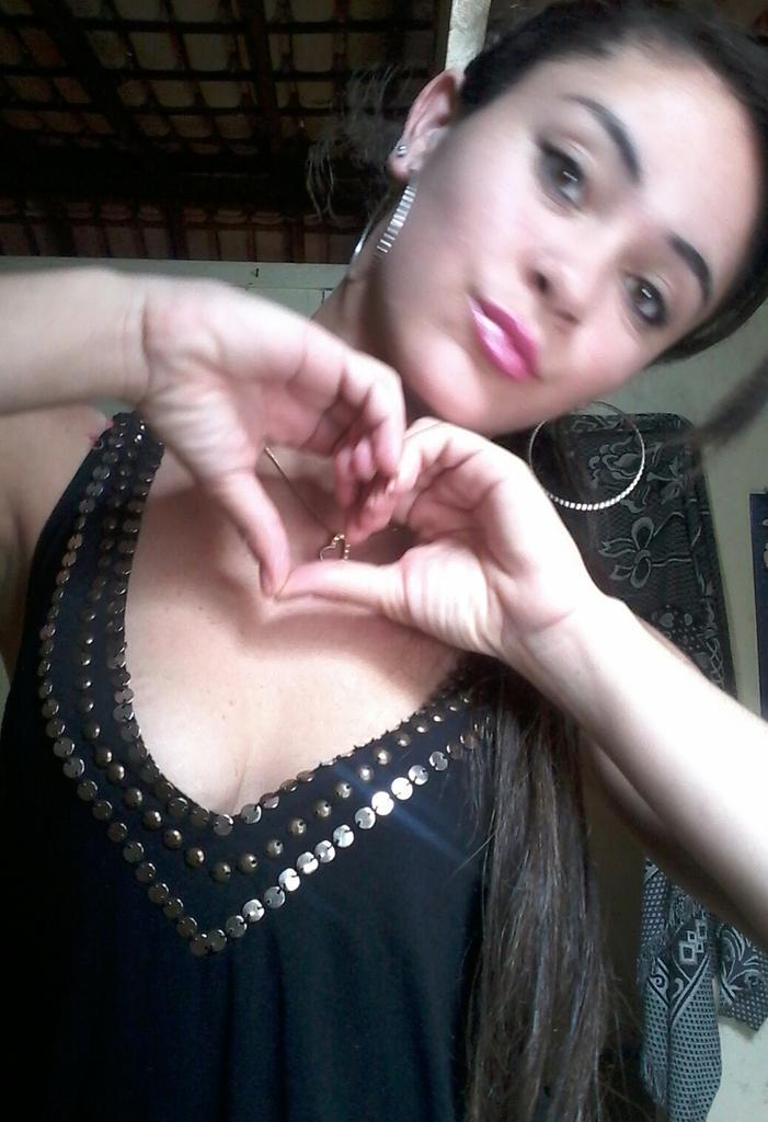 AparThais's tweet photo. Bom dia http://t.co/Ksjjt1ukLY