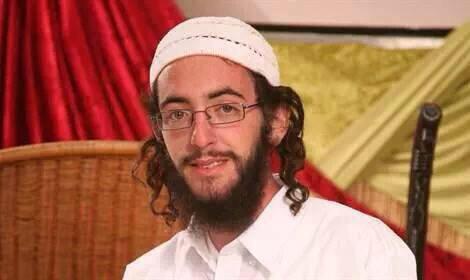 Breakingkw's tweet photo. صورة / الخنزير اليهودي الذي أحرق الطفل نسأل الله العزيز الحكيم أن يجمد الدم في عروقه ويشل جسده
#حرقوا_الرضيع http://t.co/aPIjDkxUyh