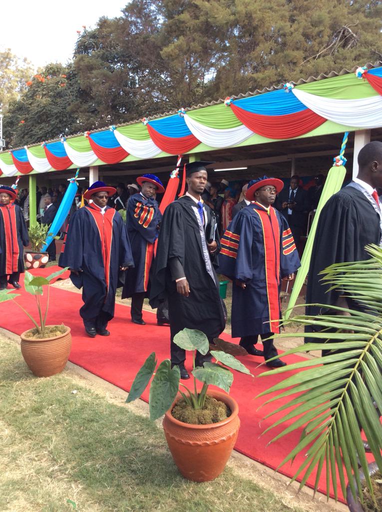 DiscoverJKUAT's tweet photo. Director ICT and Alumni rep @MwirigiKiula at the JKUAT #25thGraduationCeremony http://t.co/KrxPnRqckX