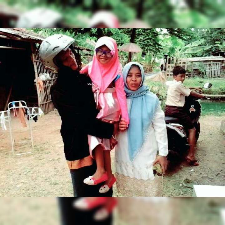 FelyAnggi's tweet image. MyFamily :*