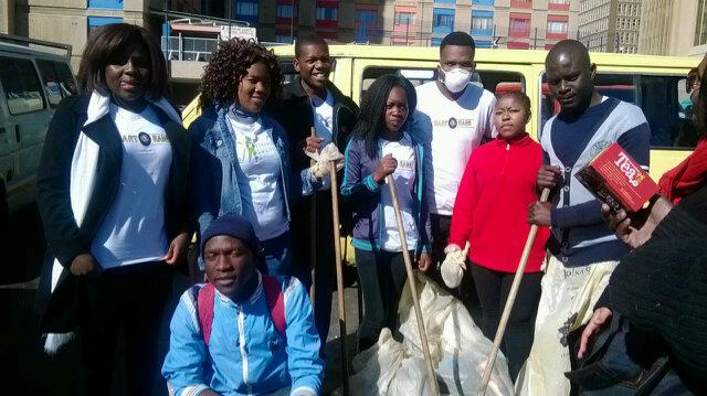 smartTaxiRank's tweet photo. #CleanRanks #CleantaxiRanks #smarttaxirank #MTNrank #Noord http://t.co/rGctVC5qrh