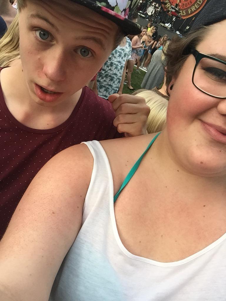 Hade min absolut bästa födelsedag under pip i Karlstad. Träffade denna underbara människa 😍👌🏼 <a href="/magiskemanfred/">Manfred</a>