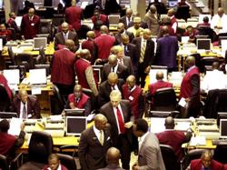 DAILYnigNEWS's tweet photo. Stock Market loses 26 Billion Naira - http://t.co/az8QcN7iM4 http://t.co/Ee6YtF2bKm