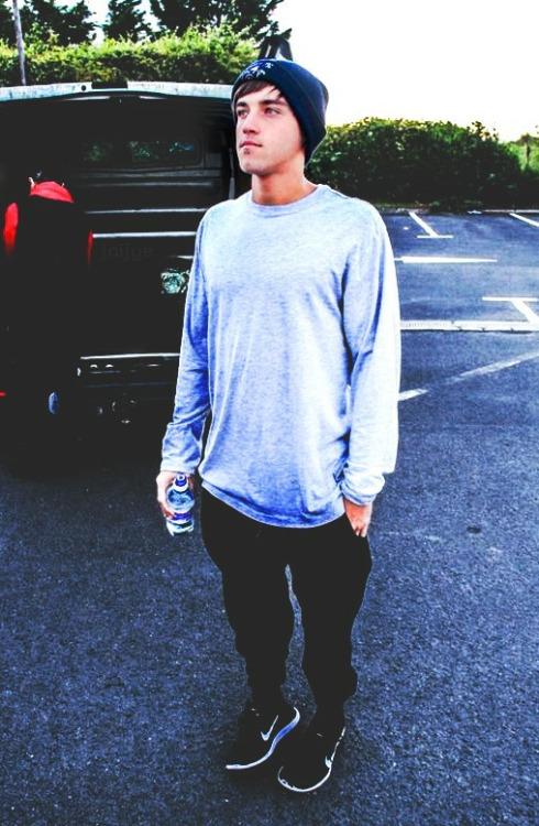 Happy birthday little cunt, i love u with all my heart beau peter brooks, see u soon in 50 days   