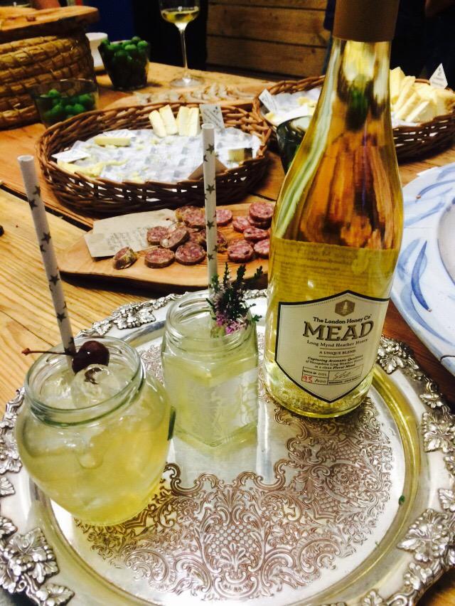 METTEJP's tweet photo. Merci @TheHerball serve with our Williams #eaudevie &amp; @Londonhoneyman mead paired with @LaFromagerieUK cheese http://t.co/SMyw3MUOzP