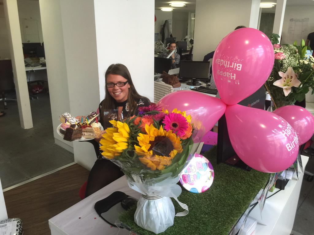 4PsMarketing's tweet photo. If @carlsberg did office managers. Happy birthday Noelle. http://t.co/dpgLNCg61R