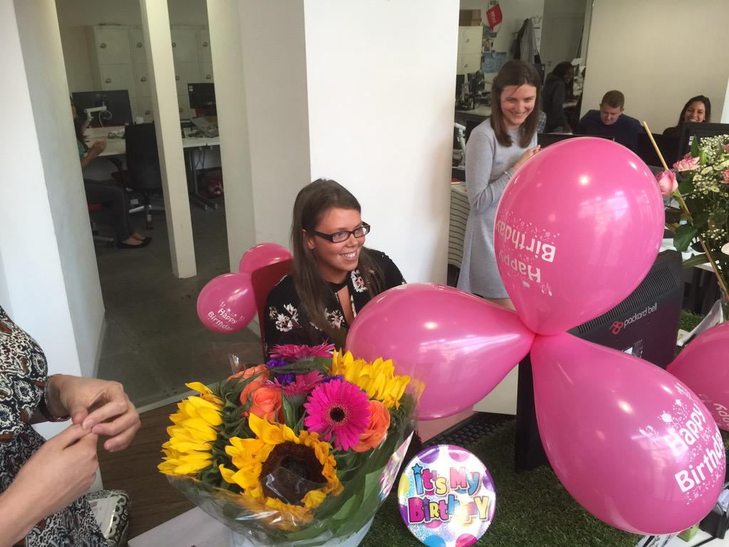 4PsMarketing's tweet photo. If @carlsberg did office managers. Happy birthday Noelle. http://t.co/dpgLNCg61R
