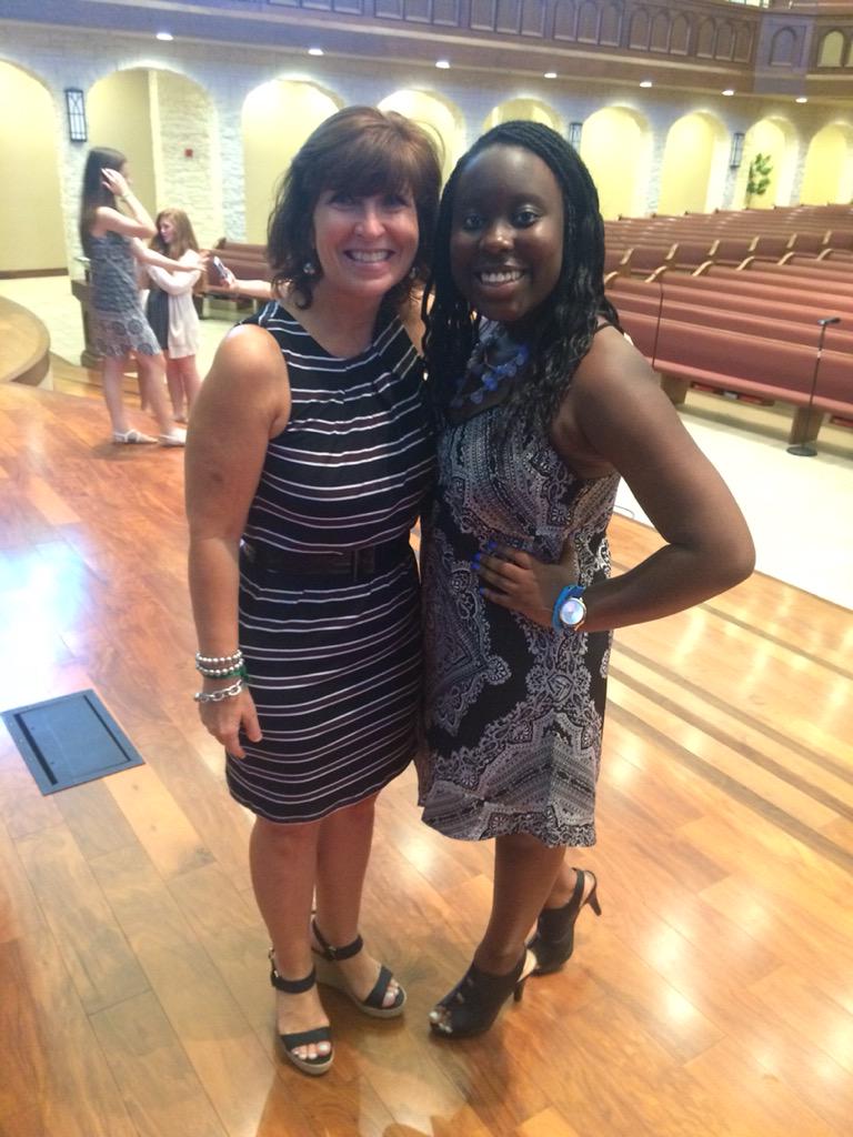 Shellyfac's tweet photo. @salomiathomas  HAPPY 18th BIRTHDAY sweet girl!!! Love your guts!!! http://t.co/J9sMLqPiw2