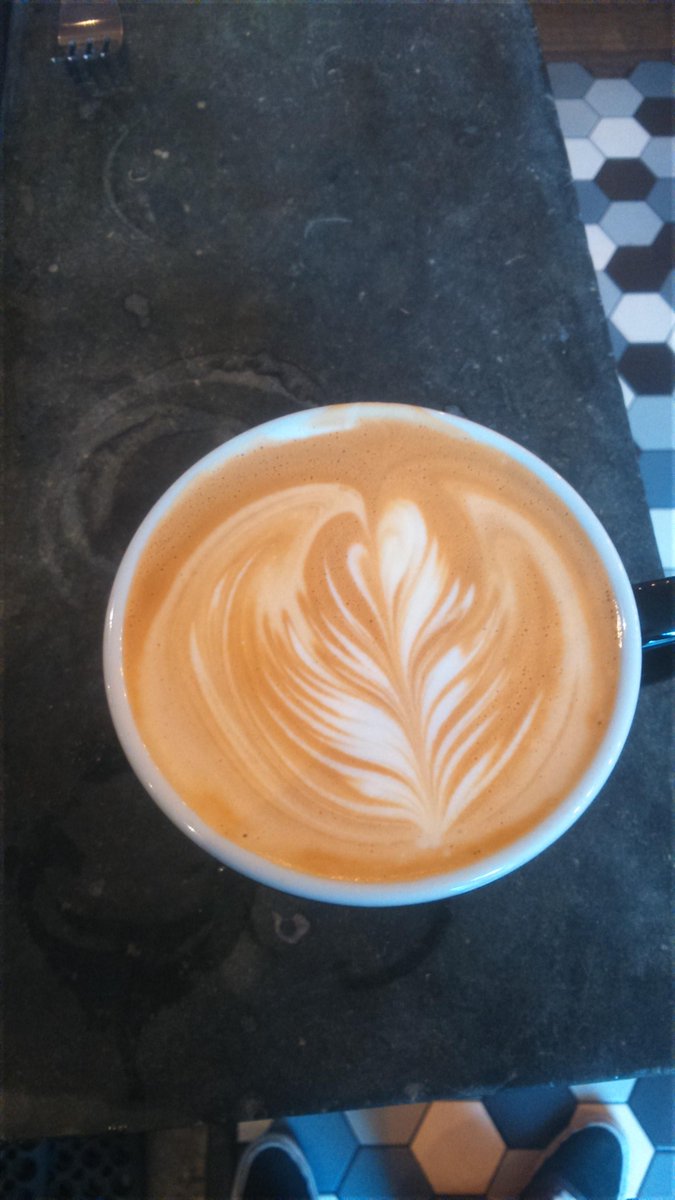 jonny_drinks's tweet photo. @AmicusAppleAbdn #LatteGame http://t.co/ln6m3NRrfD