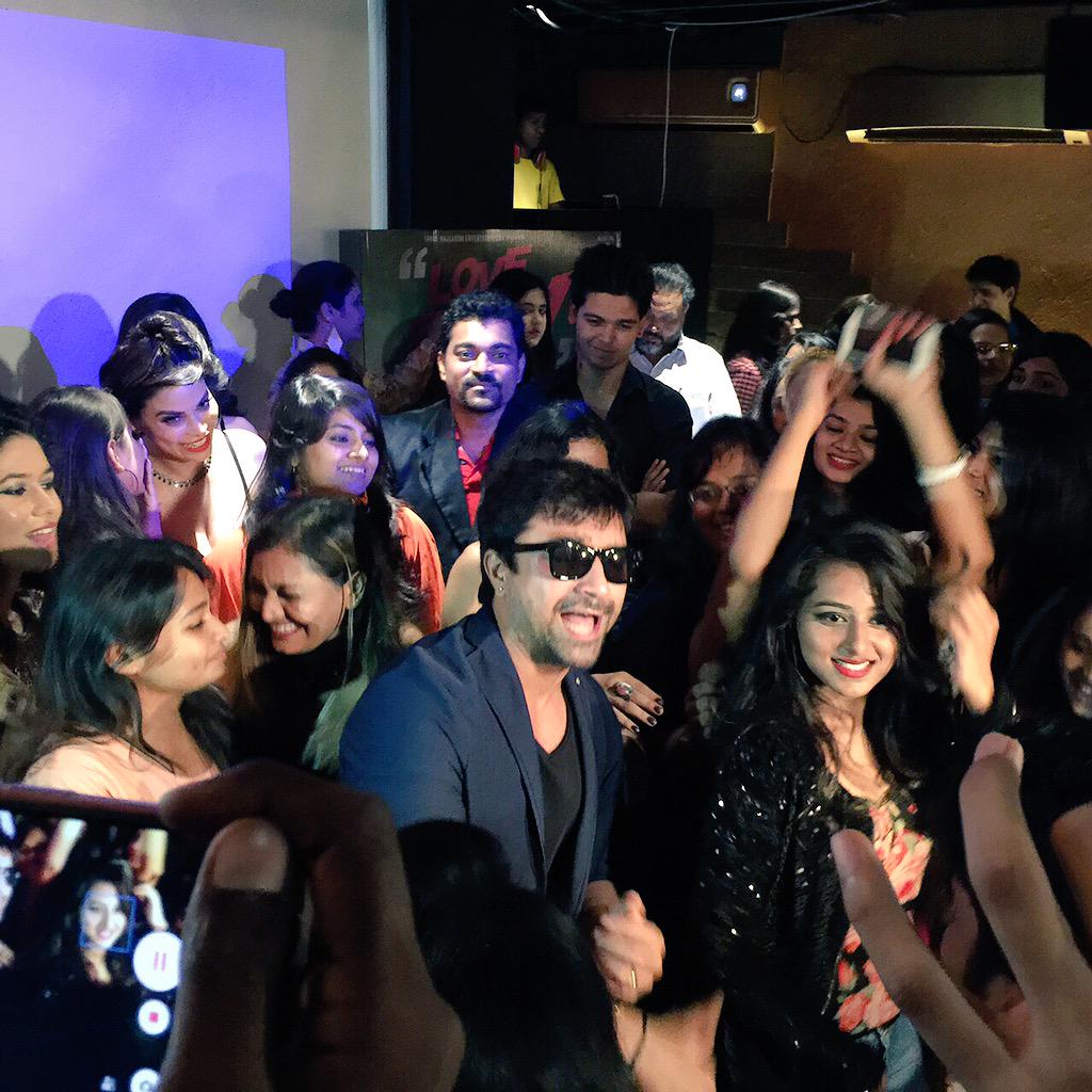 AjazkhanActor's tweet photo. @lovedayy15 promotion 😍🎉 http://t.co/AJ9vtLrSGR