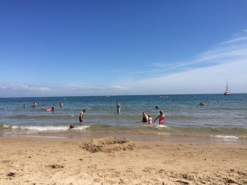 cookie074's tweet image. It took 3hrs to get here but it was worth it!! #Swanage