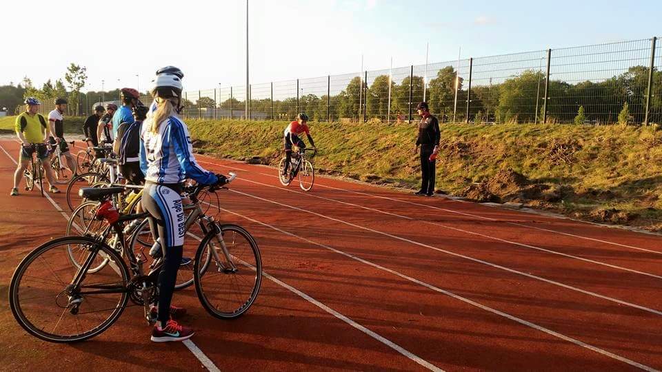 Gisteravond gaven <a href="/Trivelo_nl/">Trivelo</a> &amp; <a href="/marcovdstel/">Marco van der Stel</a> een presentatie en clinic aan de medewerkers van <a href="/TMCwo/">TMC</a> #TMCroad2Tri