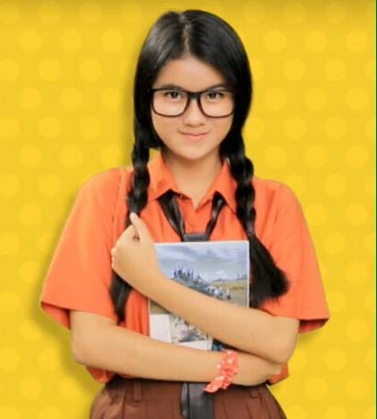 SMA_RTV's tweet photo. Follow twitter pemeran MONIC @Inaamarika #CastSMA http://t.co/Z0giNAsaFy